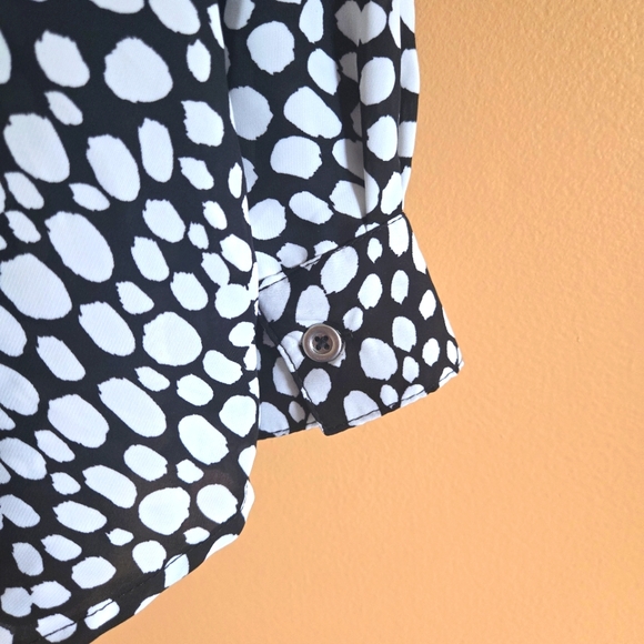 Ophelia Roe NWT dotted top, size XL. - Picture 6 of 7